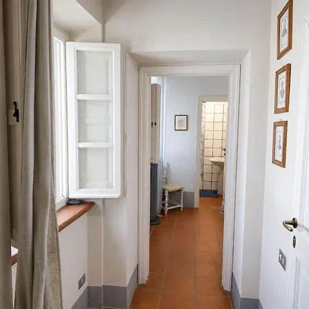 Sant'anna Del Volterraio - Bilocale Piazzetta *